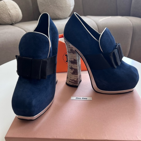 Miu Miu Blue Suede Heels with Black Accent - Picture 1 of 4